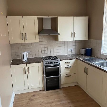 Pc Lodge Kingswood St Preston R1 Bagian luar foto