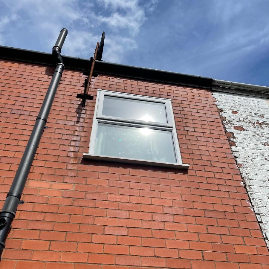 Pc Lodge Kingswood St Preston R1 Bagian luar foto