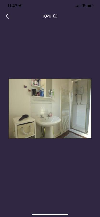 Pc Lodge Kingswood St Preston R1 Bagian luar foto